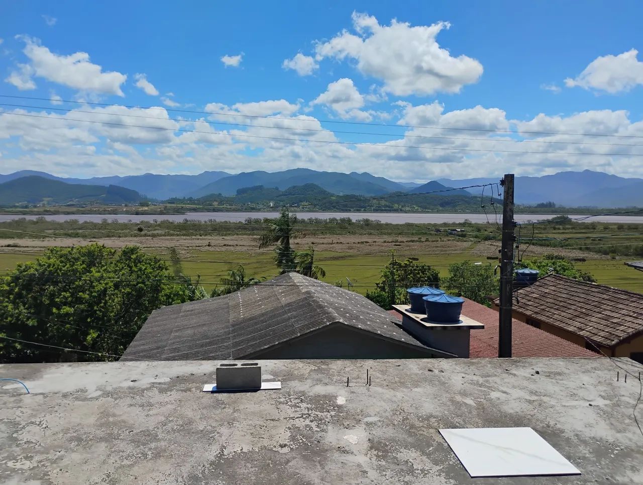 Vendo casa com ponto comercial - Foto 2