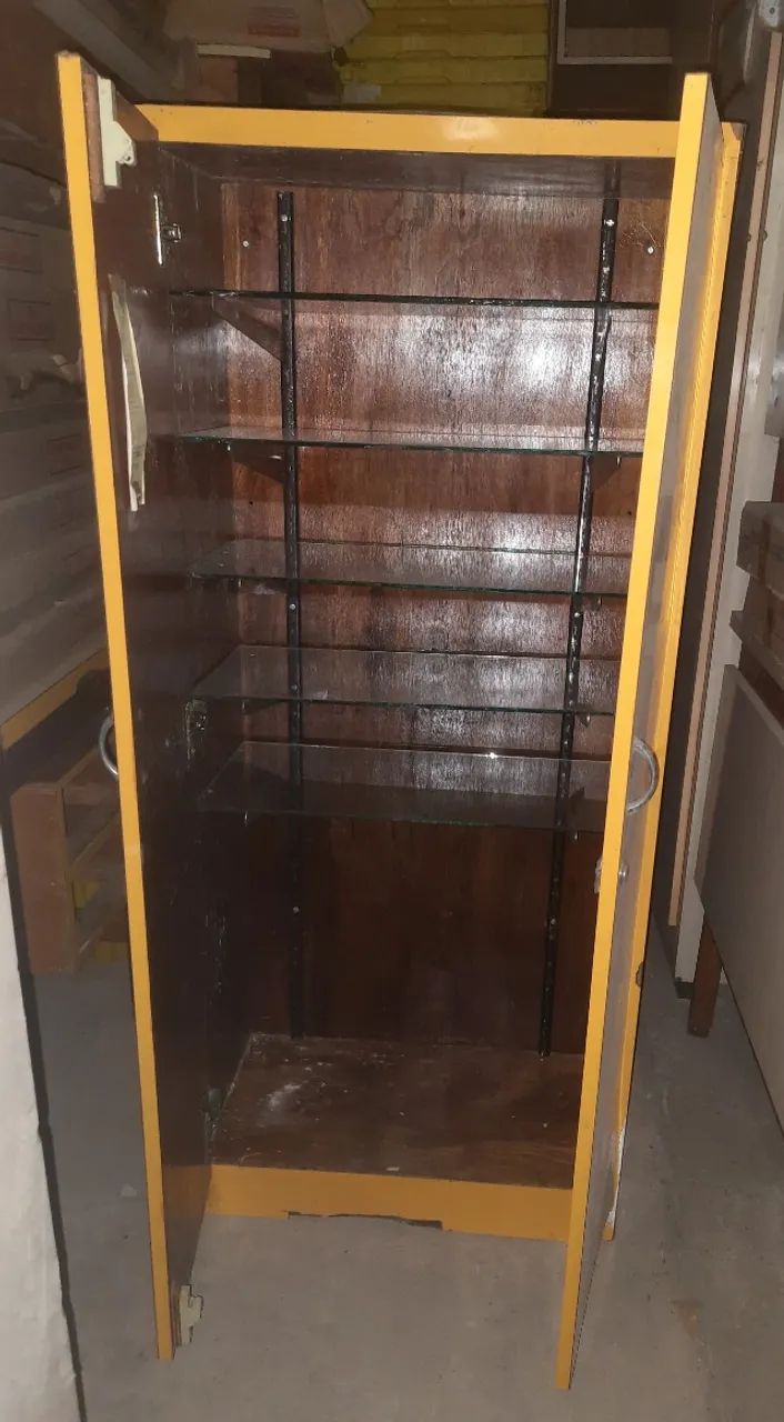 Armário e Multiuso com Prateleiras de Vidro - Foto 4