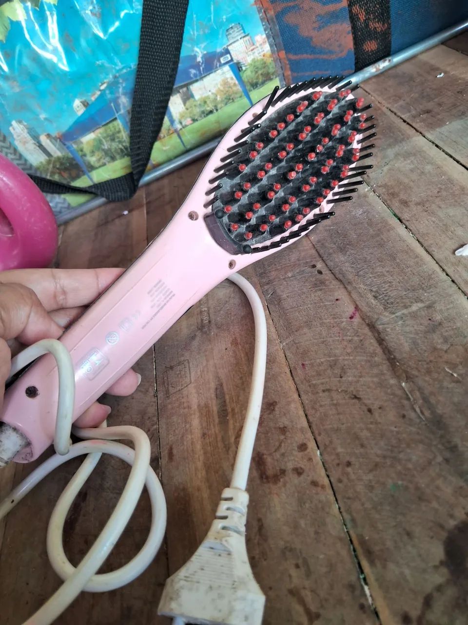 Escova alisadora  de cabelo  - Foto 2