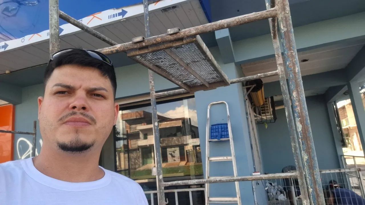 Fachada em acm letreiro e lona - Foto 3
