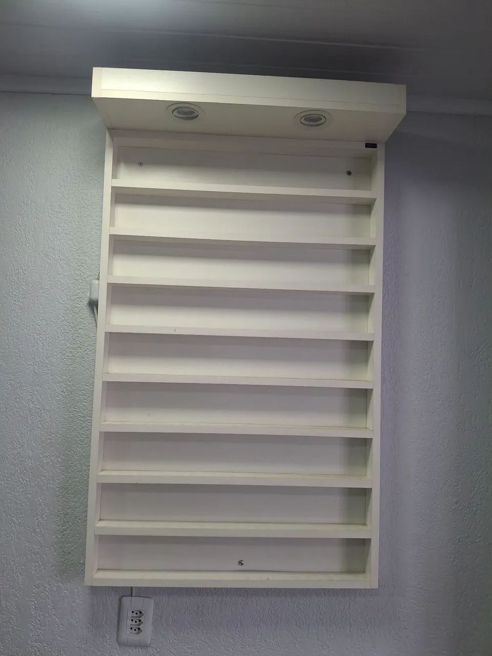 Expositor de Esmaltes com Led