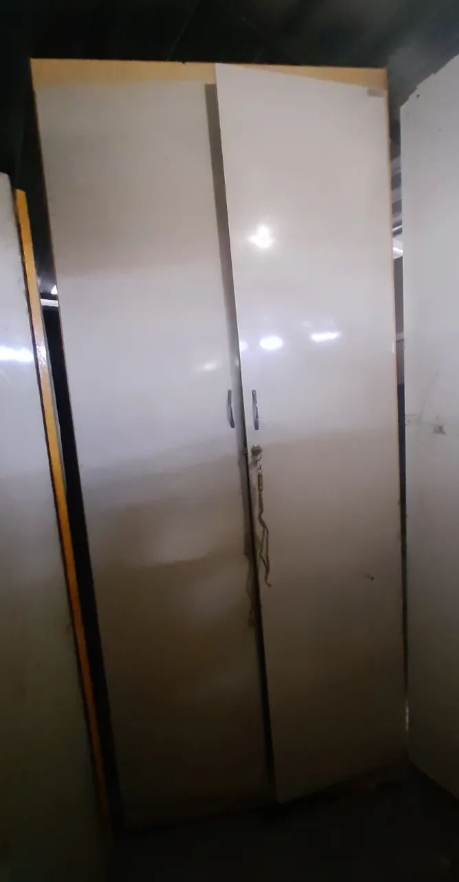 Armário e Multiuso com Prateleiras de Vidro - Foto 3
