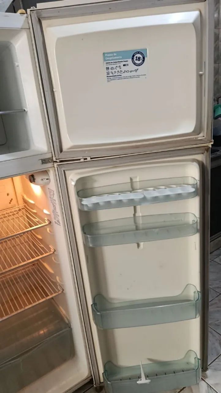 Geladeira Electrolux 359L - Foto 2