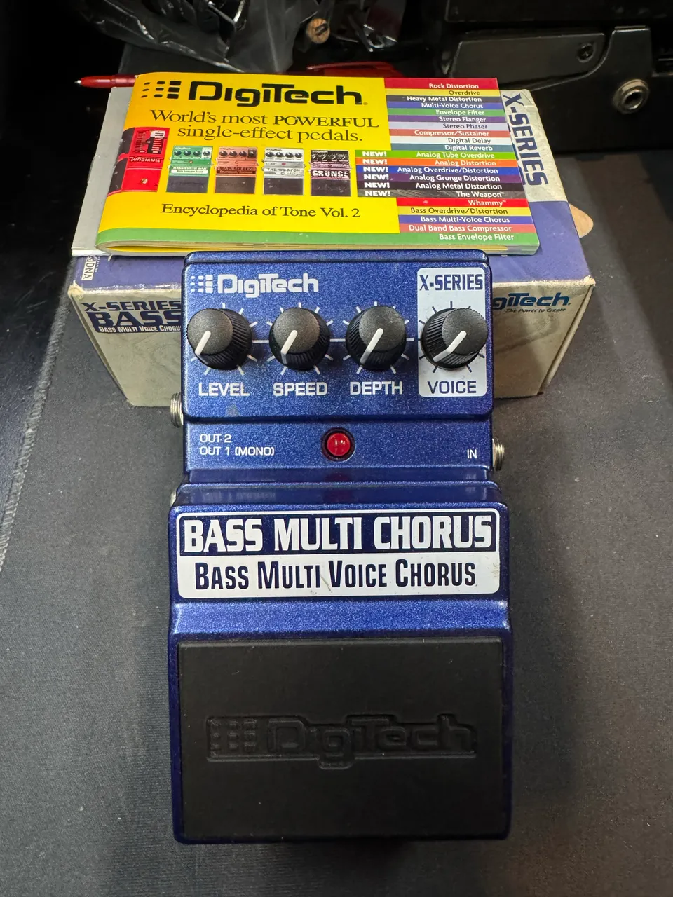 Pedal de guitarra BOSS Hyper Fuzz FZ2 - Instrumentos musicais