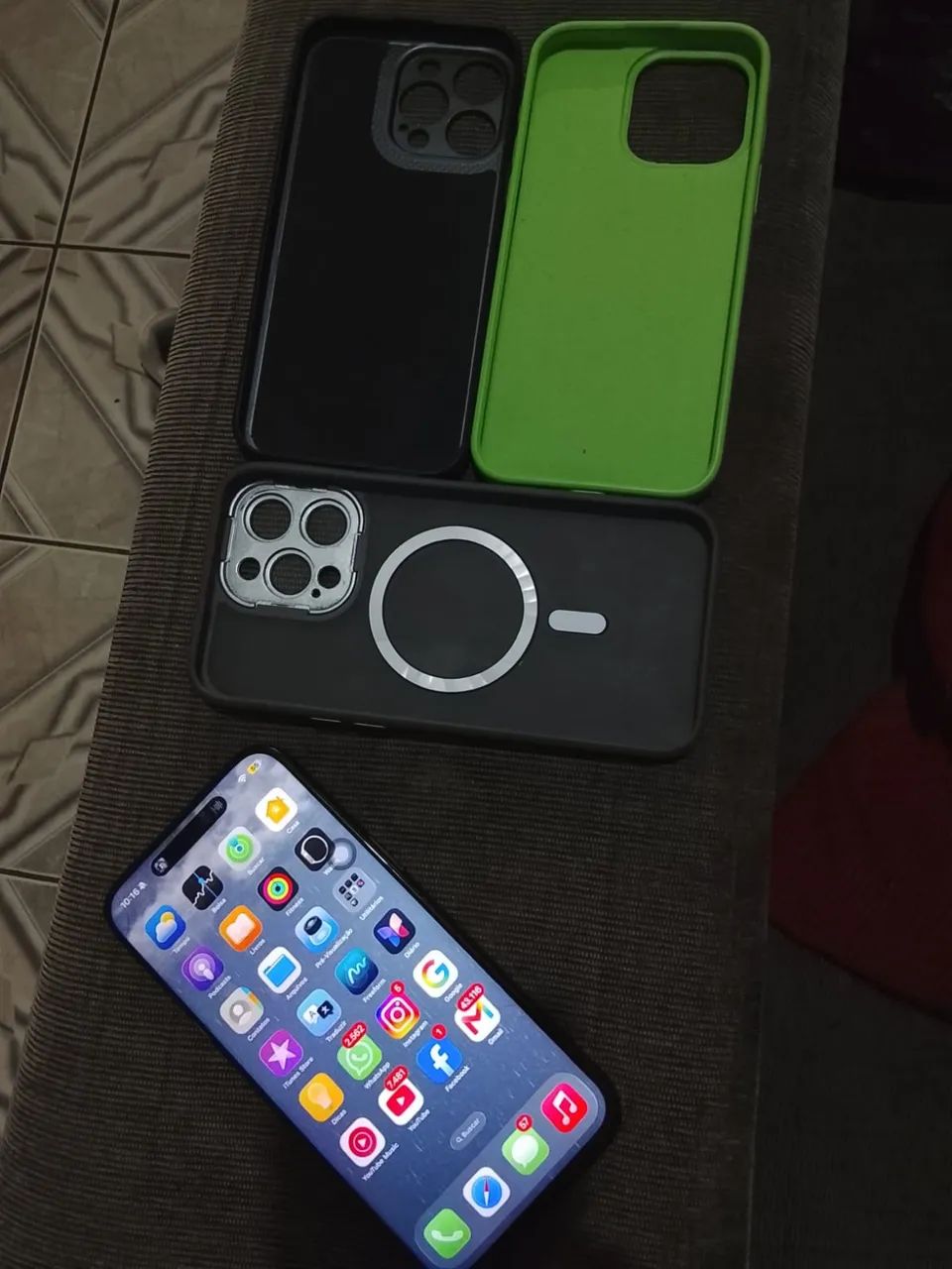 iPhone 15 Pro Max - Foto 3