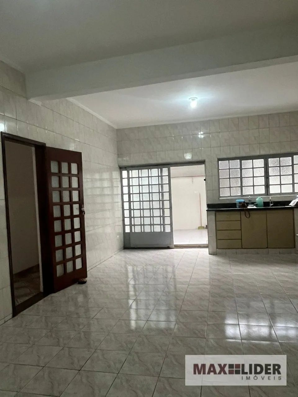 SOBRADO À VENDA E LOCAÇÃO - CENTRO DE BARUERI