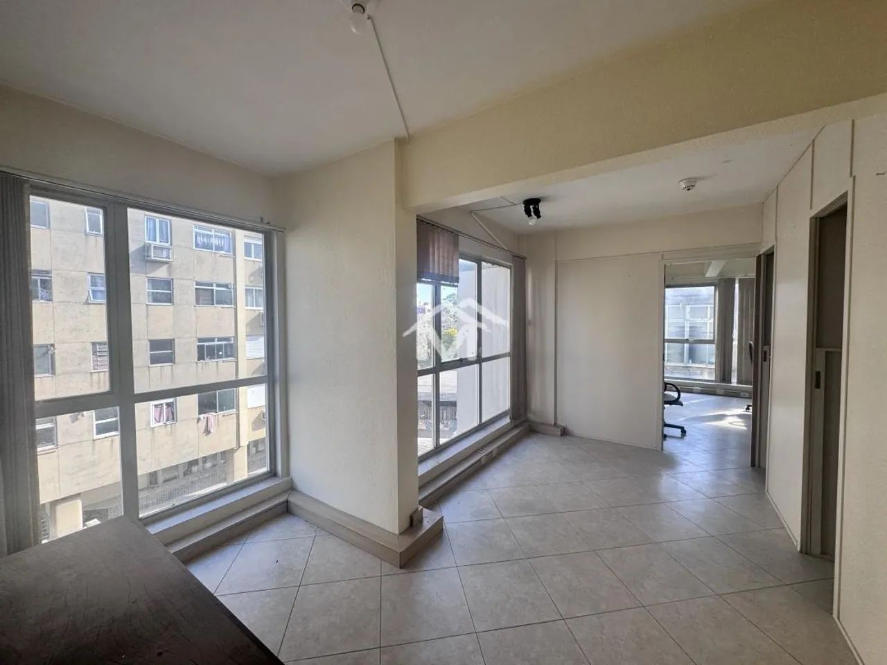 Aluguel de Sala Comercial com Elevador em Canoas - Centro - 75m² REF: 501757 - Foto 5