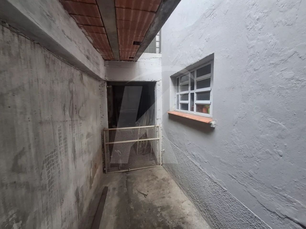 Casa Térrea com 2 dormitórios e 2 vagas de garagem na Vila Gustavo. - Foto 4