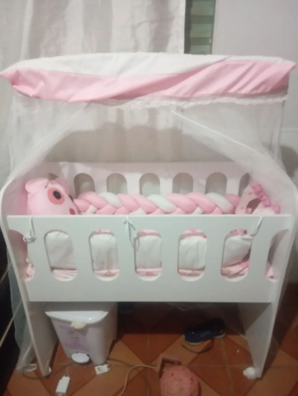 Mini berço com o colchão 