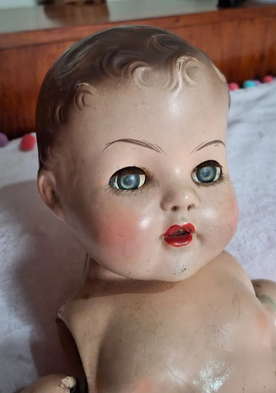 BEBÊ ANTIGO 53 CM - OLHOS DE VIDRO QUE ABREM E FECHAM - DÉCADA 40/50  - Foto 2