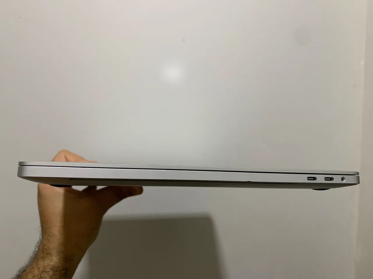 MacBook Pro 2019/ Intel i9/ 32GB/ 1TB SSD/ 16pol - Foto 4