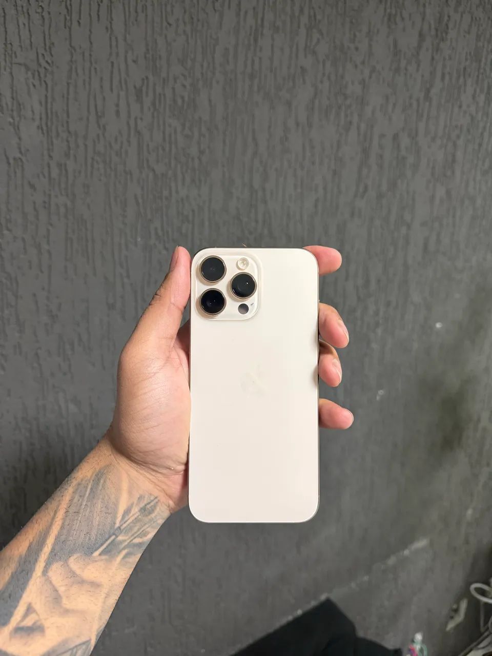 Iphone 16 pro max - Foto 5