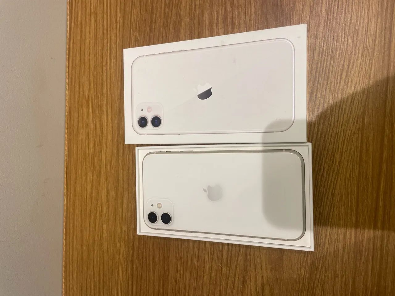 iPhone 11, 64g, muito conservado e nunca aberto. - Celulares e