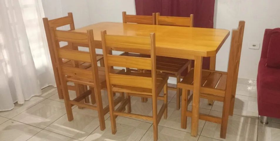 Mesa de jantar com 6 cadeiras