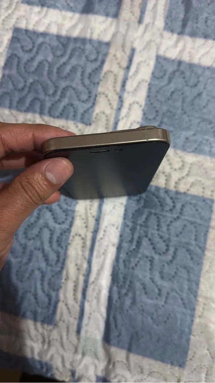 iPhone 16 pro max 256 valor 5.500 - Foto 3