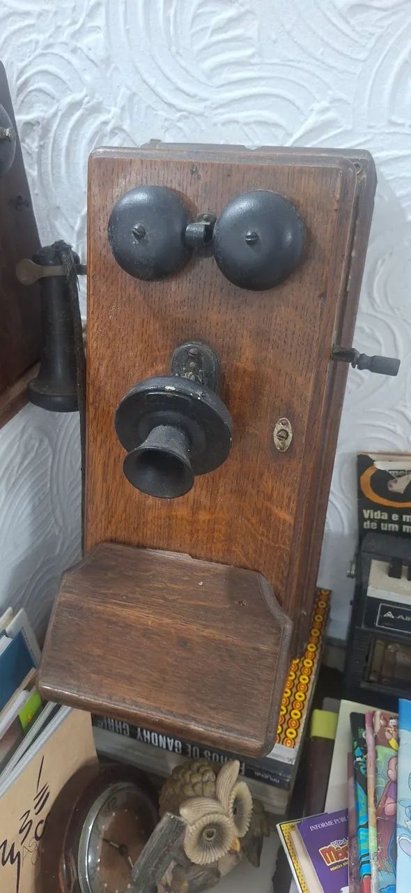 Telefone antigo 
