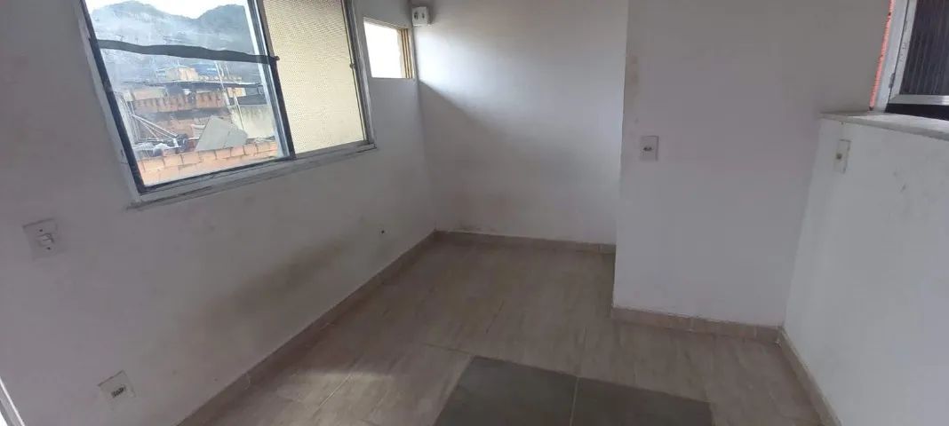 Kitnet Terceiro Andar - Foto 3