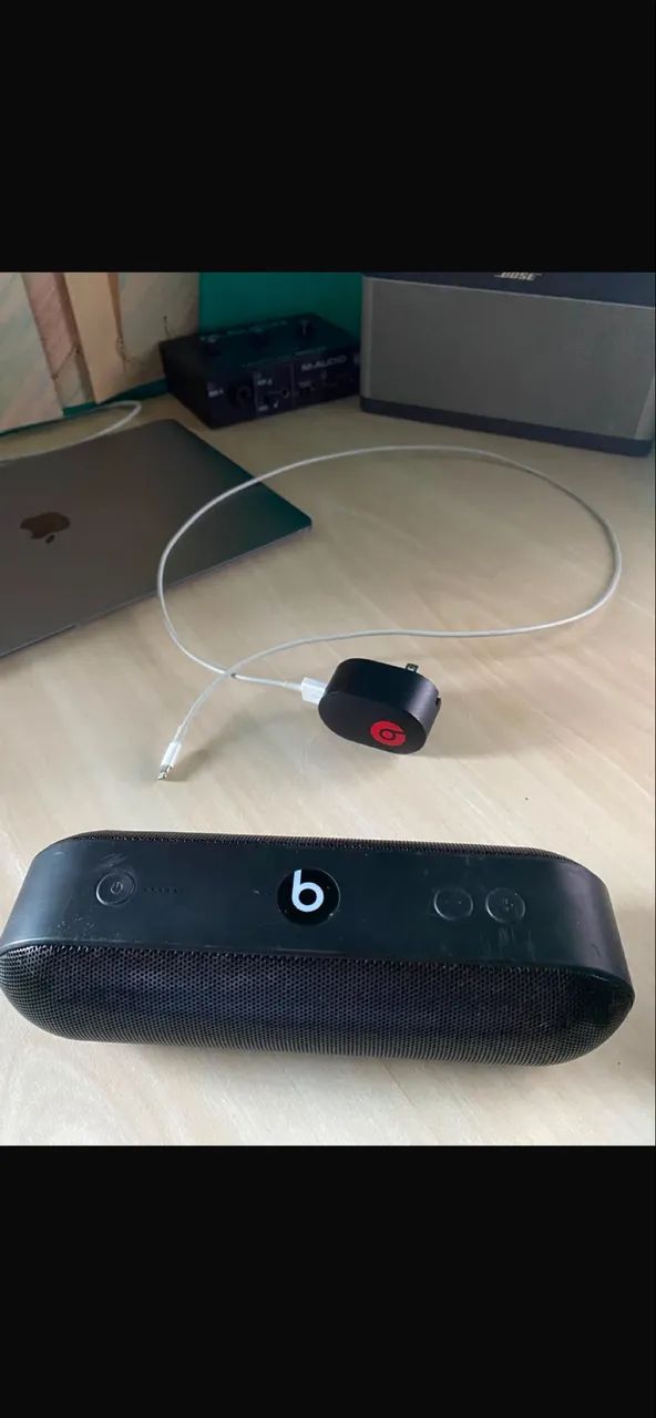 Caixa de som Beats pill +