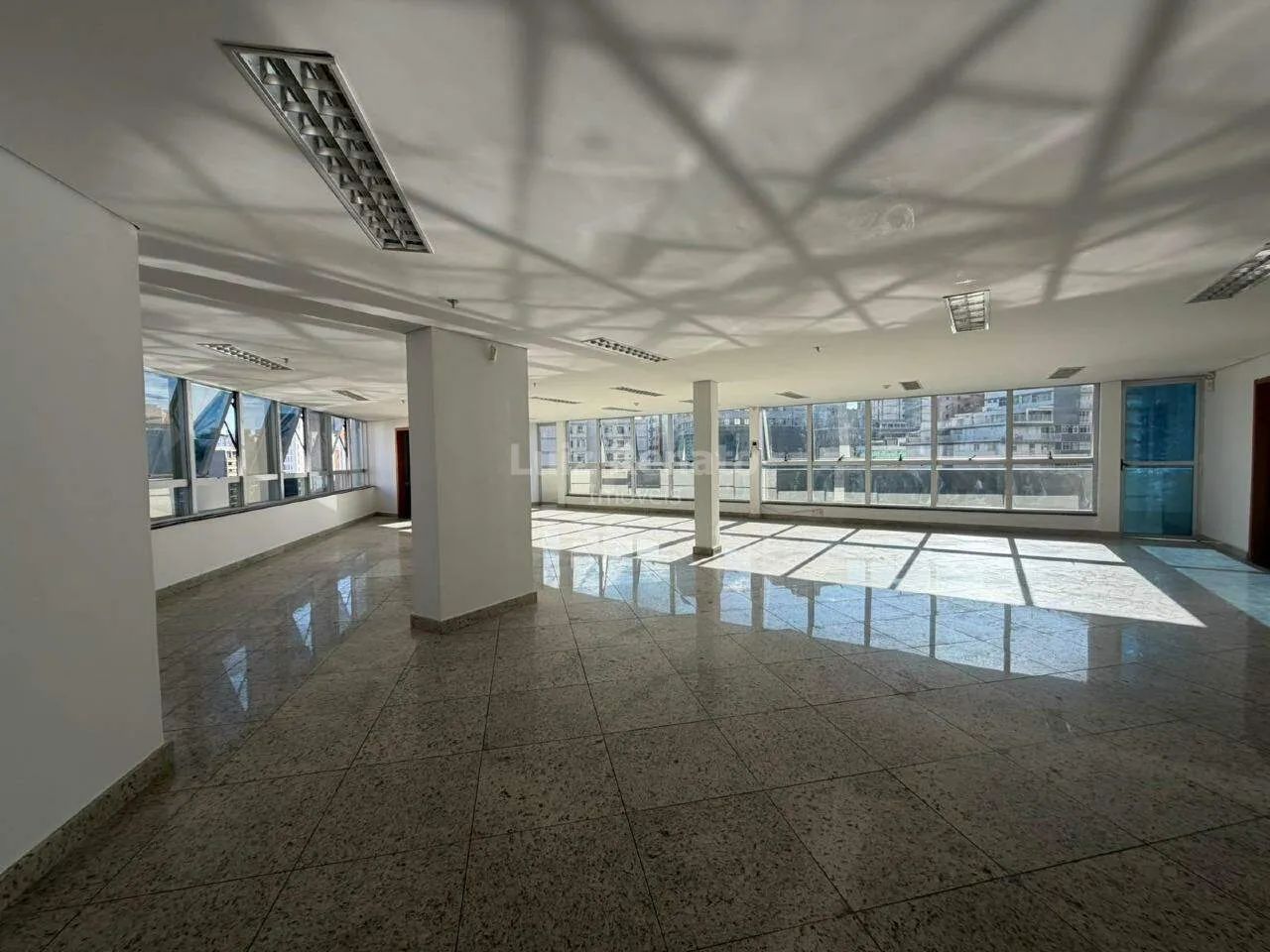 Andar corrido para aluguel, 173m² no Lourdes - Foto 5