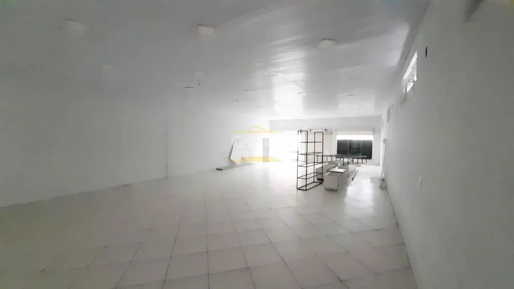 SALA COMERCIAL no CENTRO com 0 quartos para LOCAÇÃO, 170 m² - Foto 2