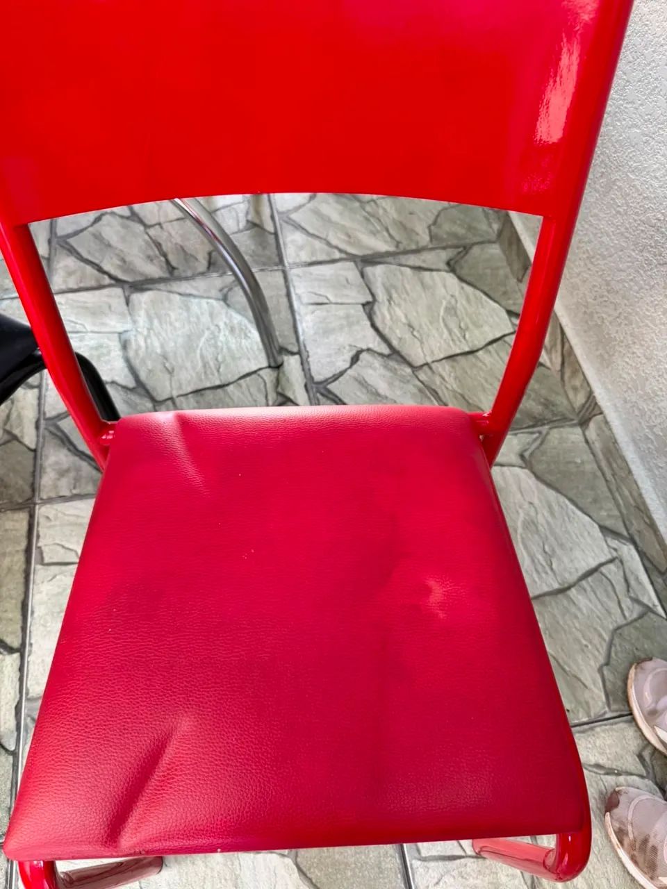 Mesa com tampo de vidro e 4 cadeiras - Foto 4