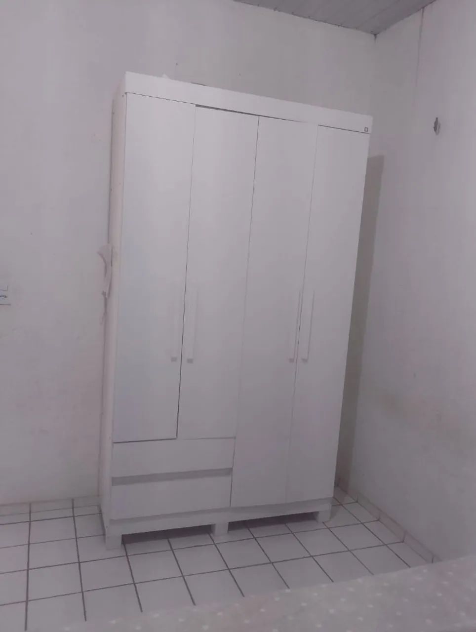 Sofá e guarda roupa  - Foto 3