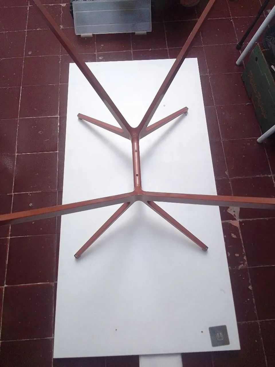 Mesa de Escritório com tampo de madeira - Foto 2