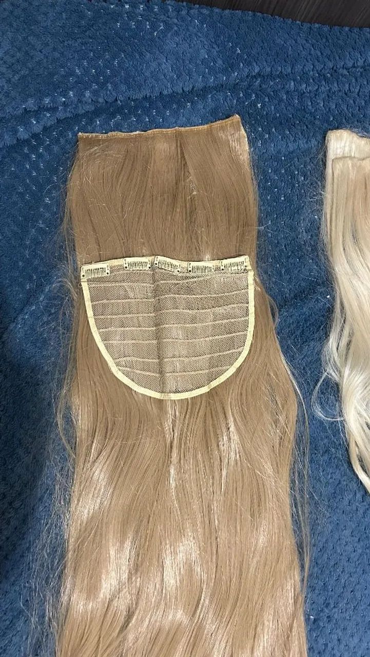  3 conjuntos apliques de cabelo do tipo tic-tac com cinco clipes de metal para fixação. 