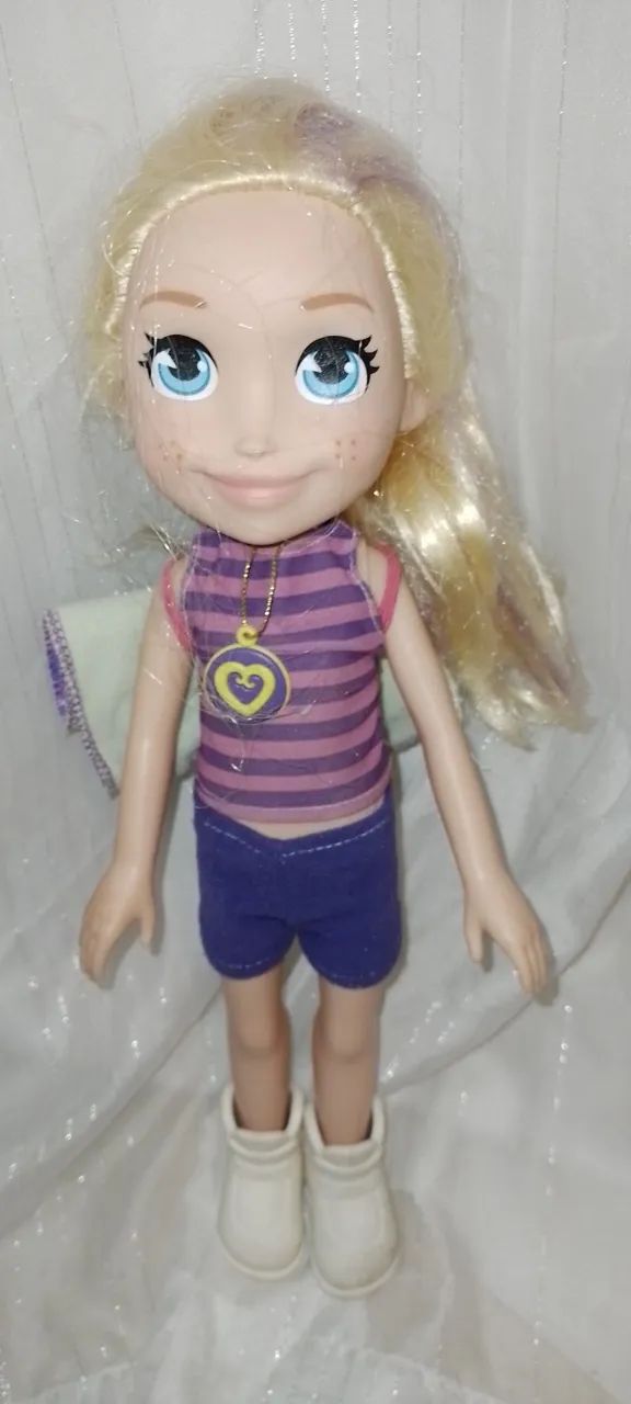Boneca Polly Pocket Camping - Grande 40 cm