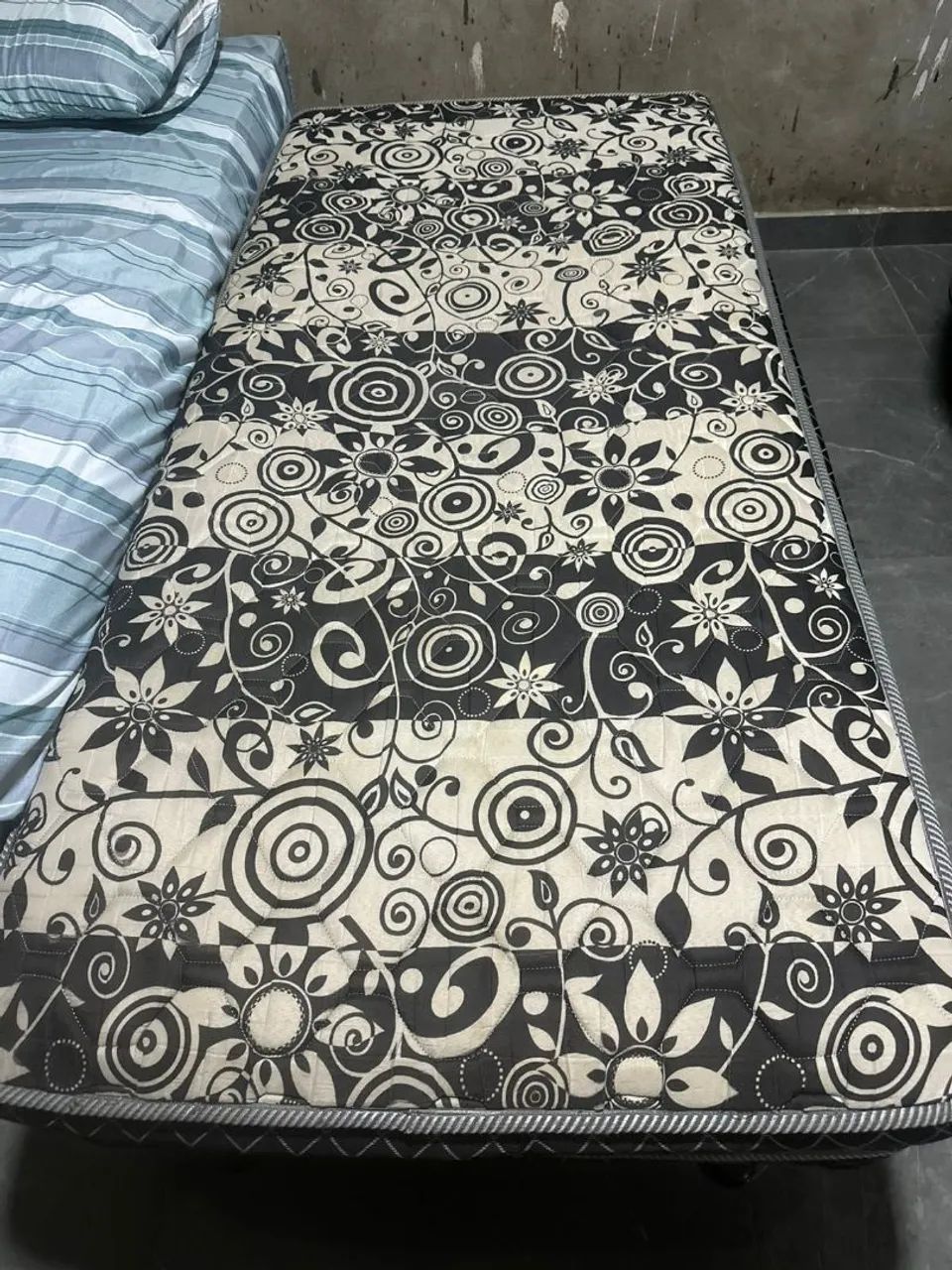 Cama box solteiro 