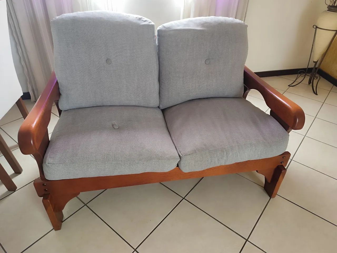 Conjunto de sofá em madeira com assentos - Foto 3