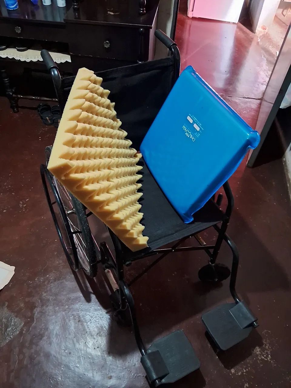Cadeira de Rodas - Foto 4