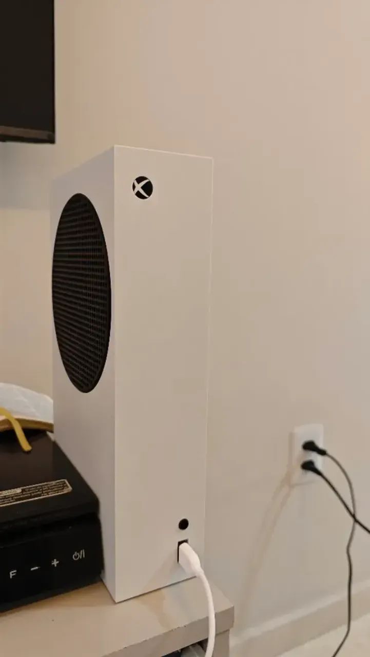 Xbox Séries S zero na caixa  - Foto 2