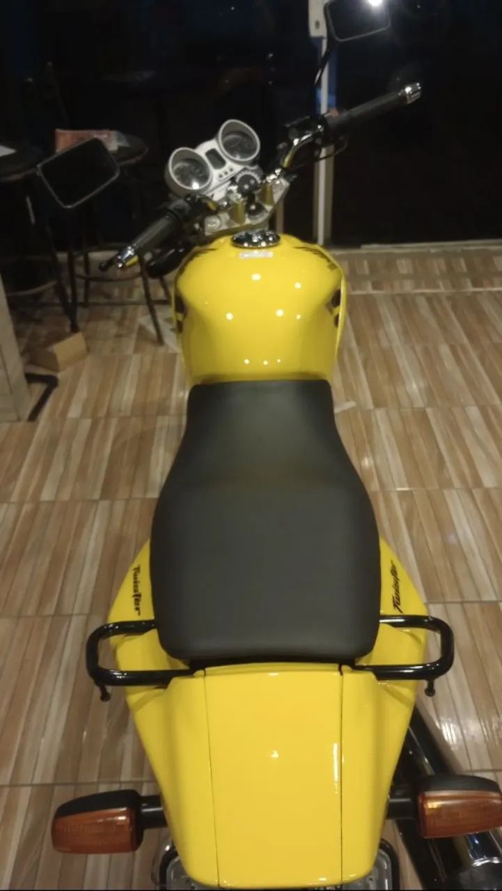 CBX Twister 2008 - Foto 4