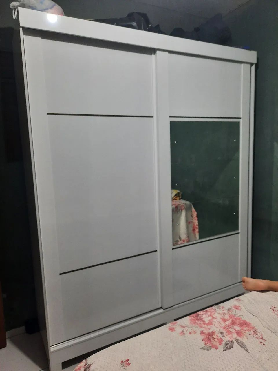 Guarda roupa NOVO 