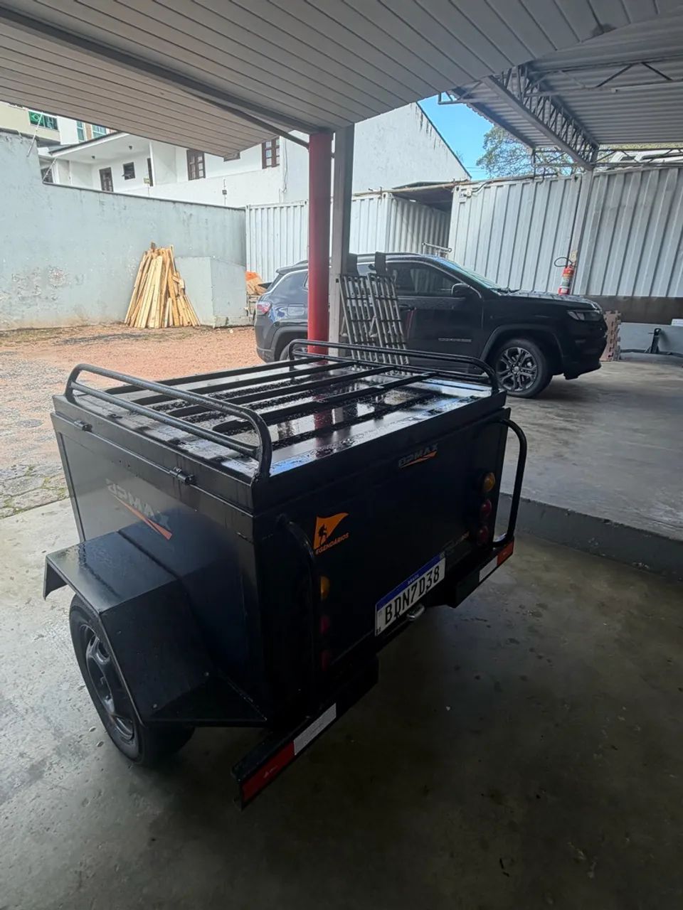 Carretinha baú 