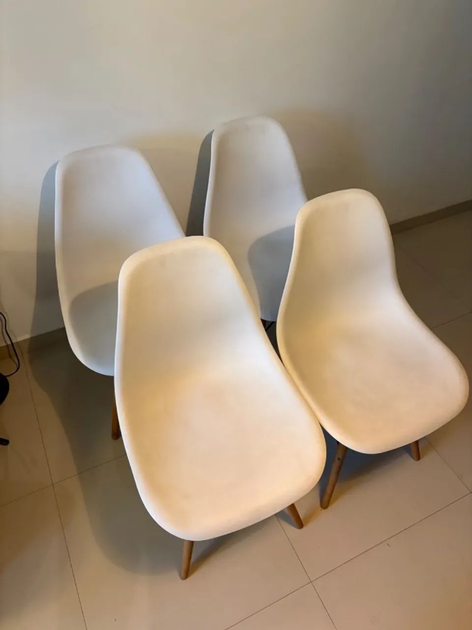 Mesa Eames MDF (90cm) com 4 cadeiras - Foto 4