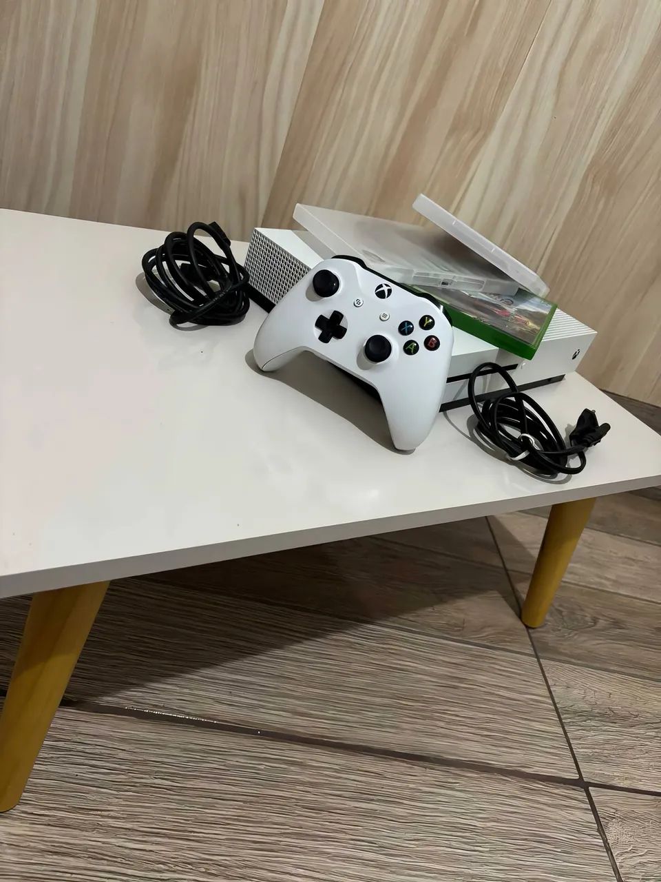 Xbox One s 1t,3 jogos ,  1 manete original  - Foto 3