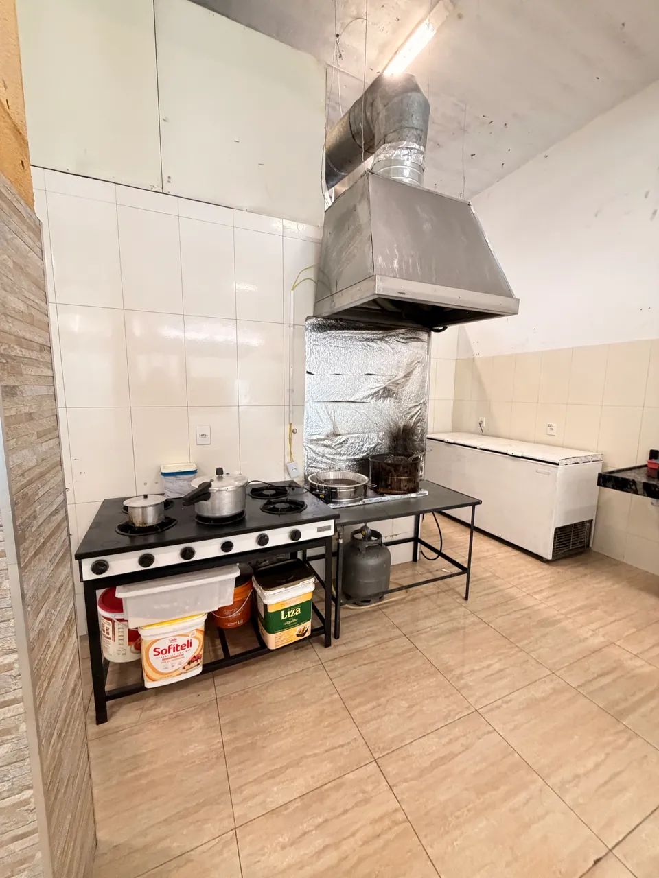 Fundo de fábrica de salgados com balcão pra atendimento  - Foto 3