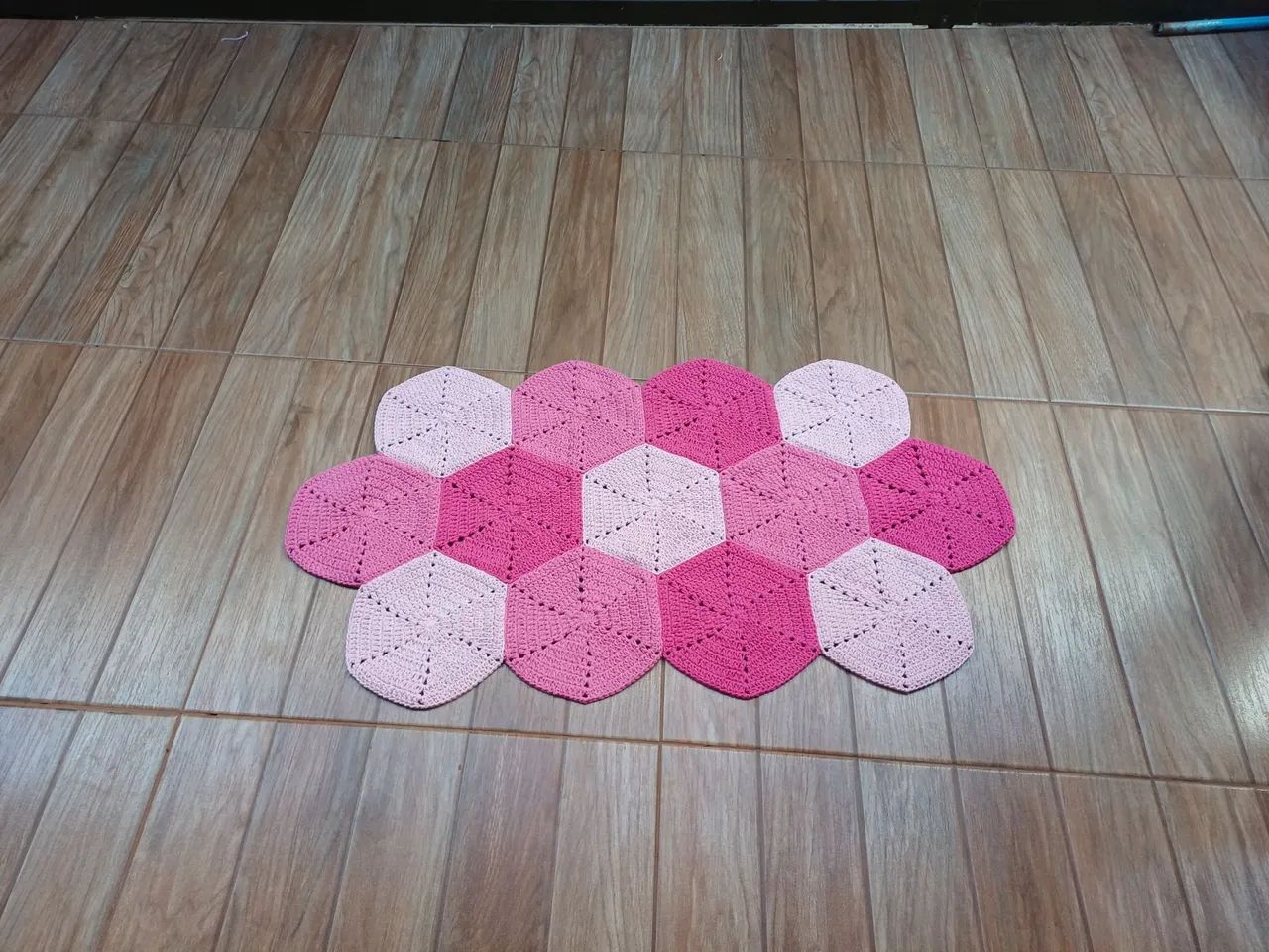 Tapete croche hexágono. - Foto 5