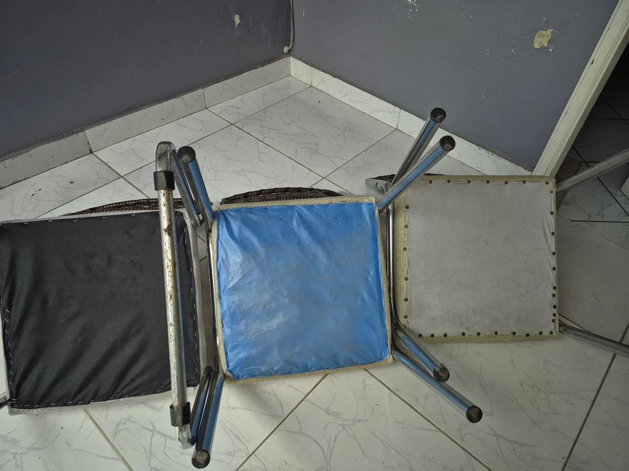 3 cadeiras de jantar  - Foto 2