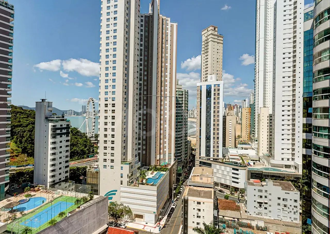 Apartamento no Edificio Bellas Artes em Balneário Camboriú. - Foto 3