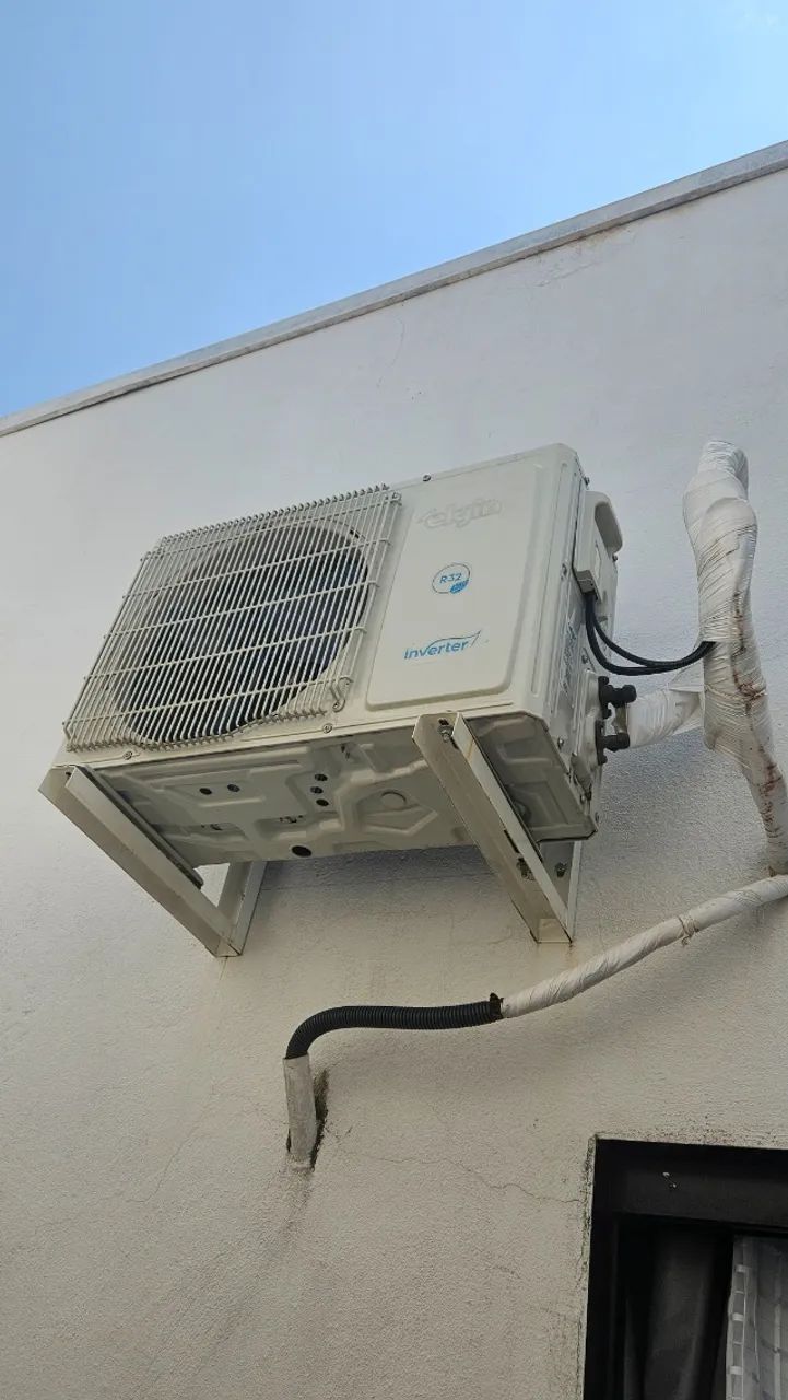 Ar-Condicionado Split 12000 BTUs 220v - Foto 4