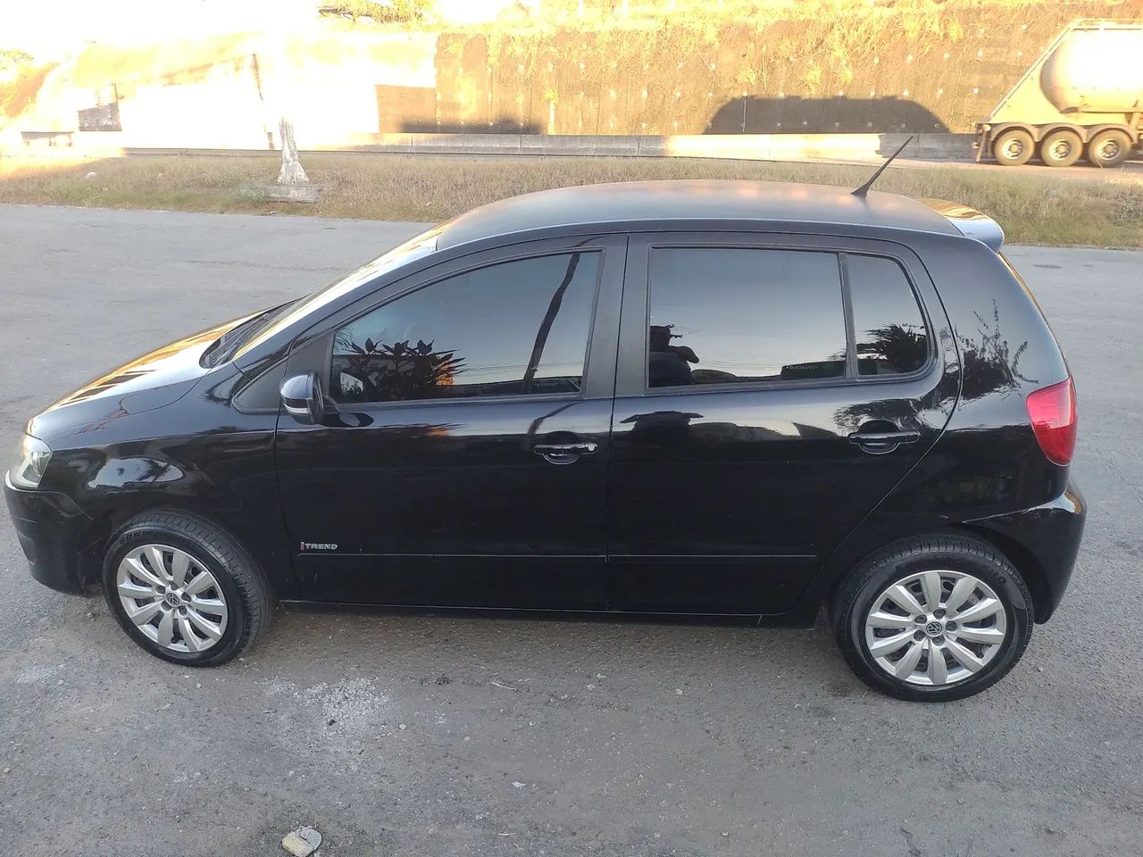 Volkswagen Fox 1.0 MI Total Flex 8V 3P 2013 - Foto 5