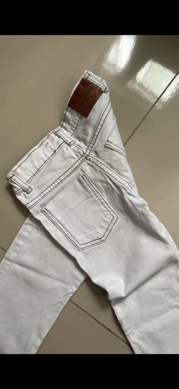 Calça luc.boo
