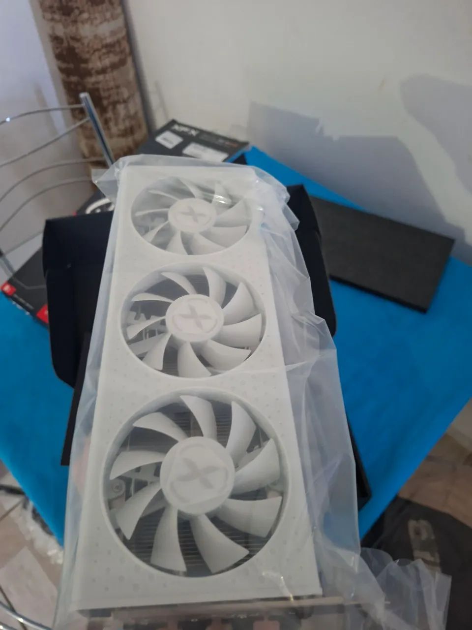 Placa de vídeo AMD RANDEON RX 7600 - Foto 2