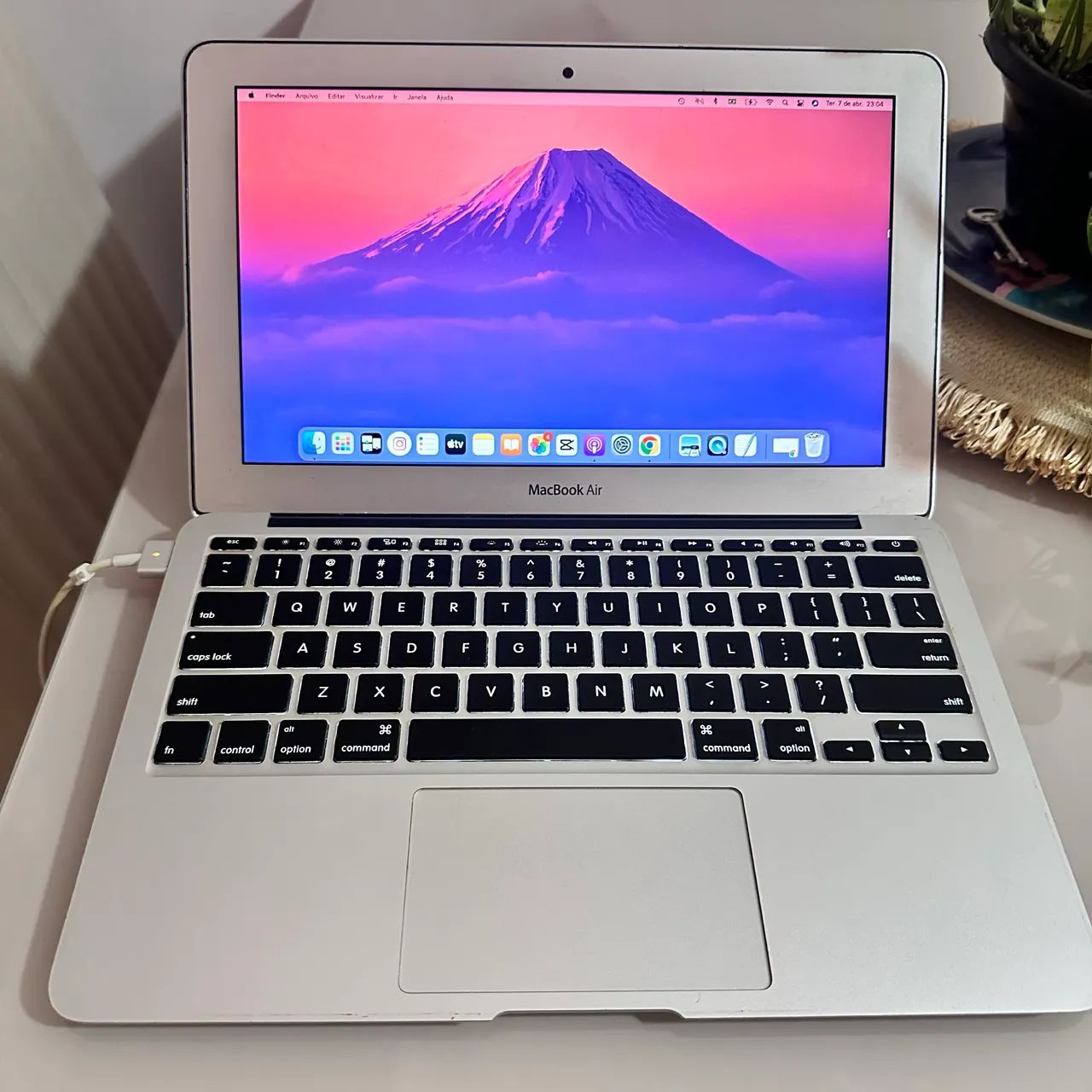 MacBook Air 11インチ Mid2013 SSD128GB 初期化済 MacBookAir 11インチ