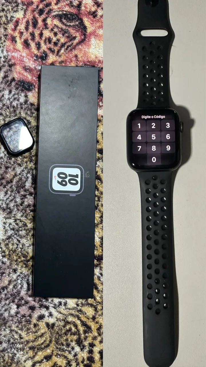Apple Watch SE 44mm 