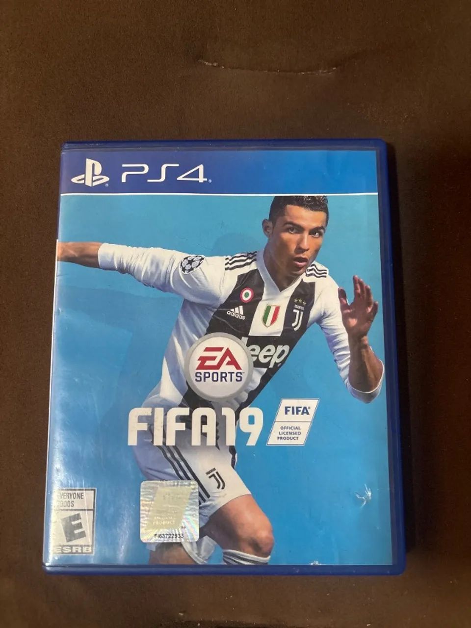 Ps4 com 2 controles e vários jogos  - Foto 4