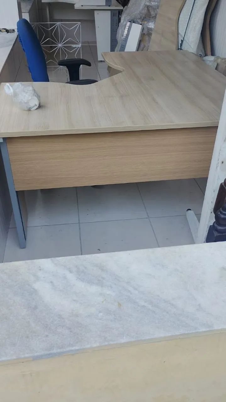 Vendo mesas e cadeiras para escritório  - Foto 2